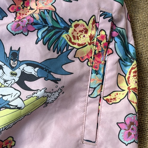 Batman Hawaii Tropical Theme Swim Trunk Men’s Size Large Pink - Picture 3 of 11